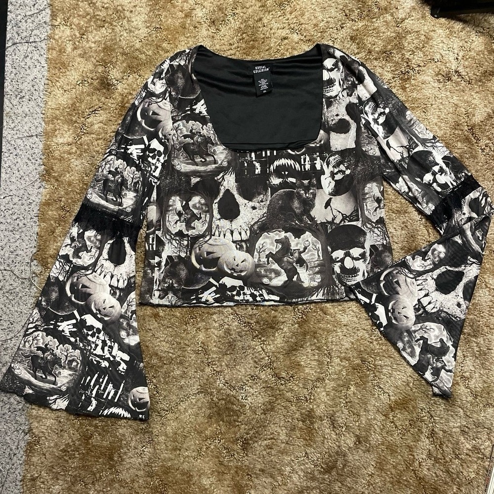 Social Collision Sleepy Hollow‎ Collage Bell Sleeve Woman's XL Crop Top